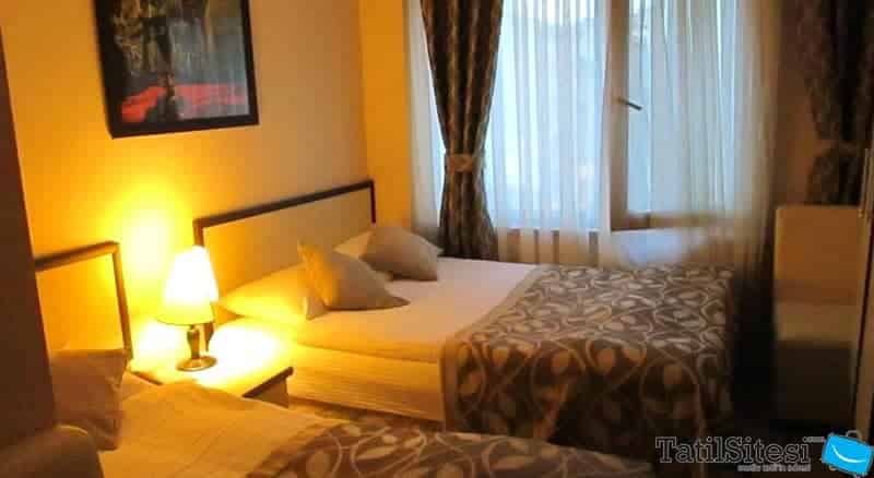 Glorina Hotel